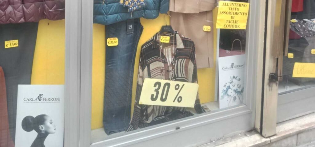 Abbigliamento scontato per donna a Messina